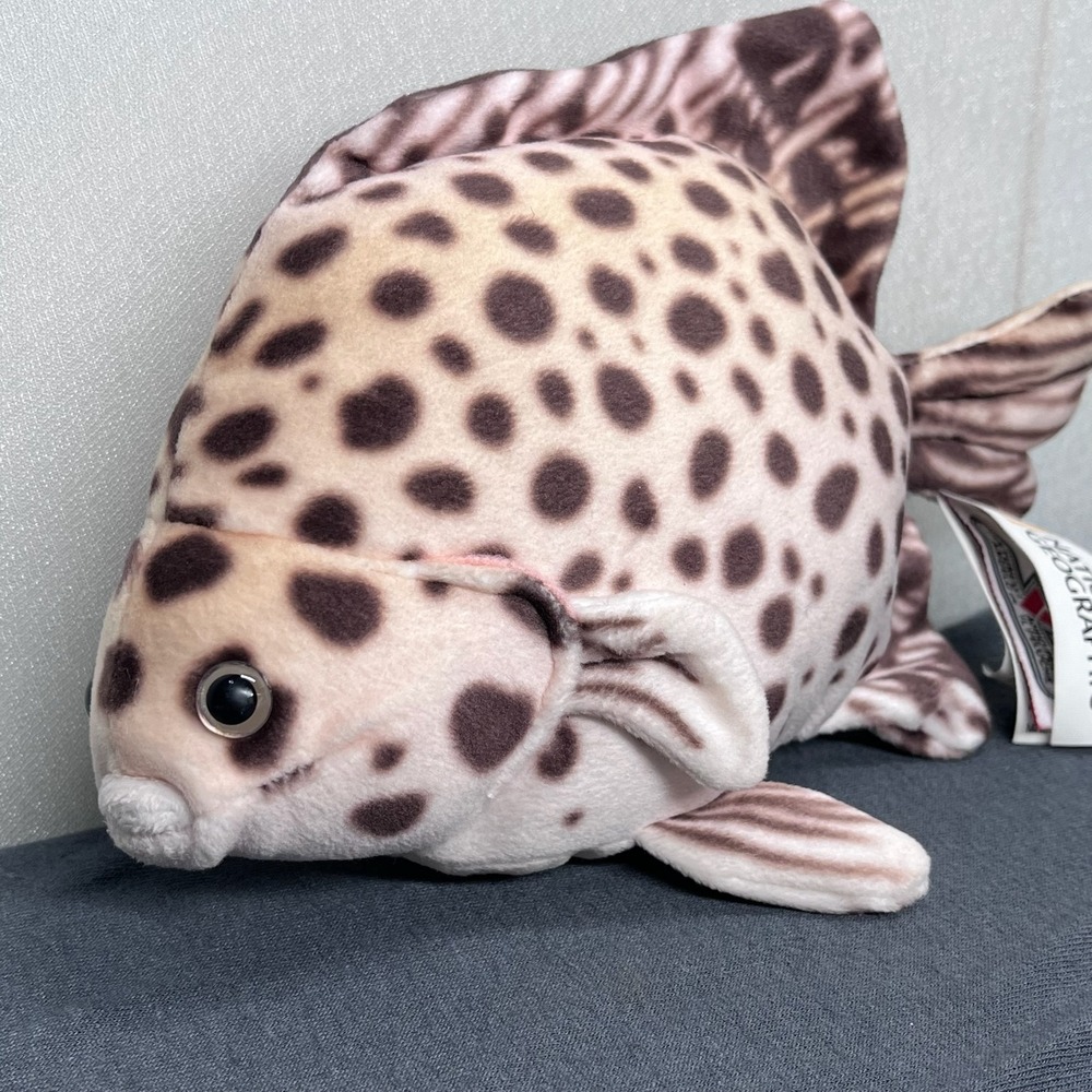 National Geographic Lelly Fish Plush Brown Spotted Tan 7 inch Realistic Ocean